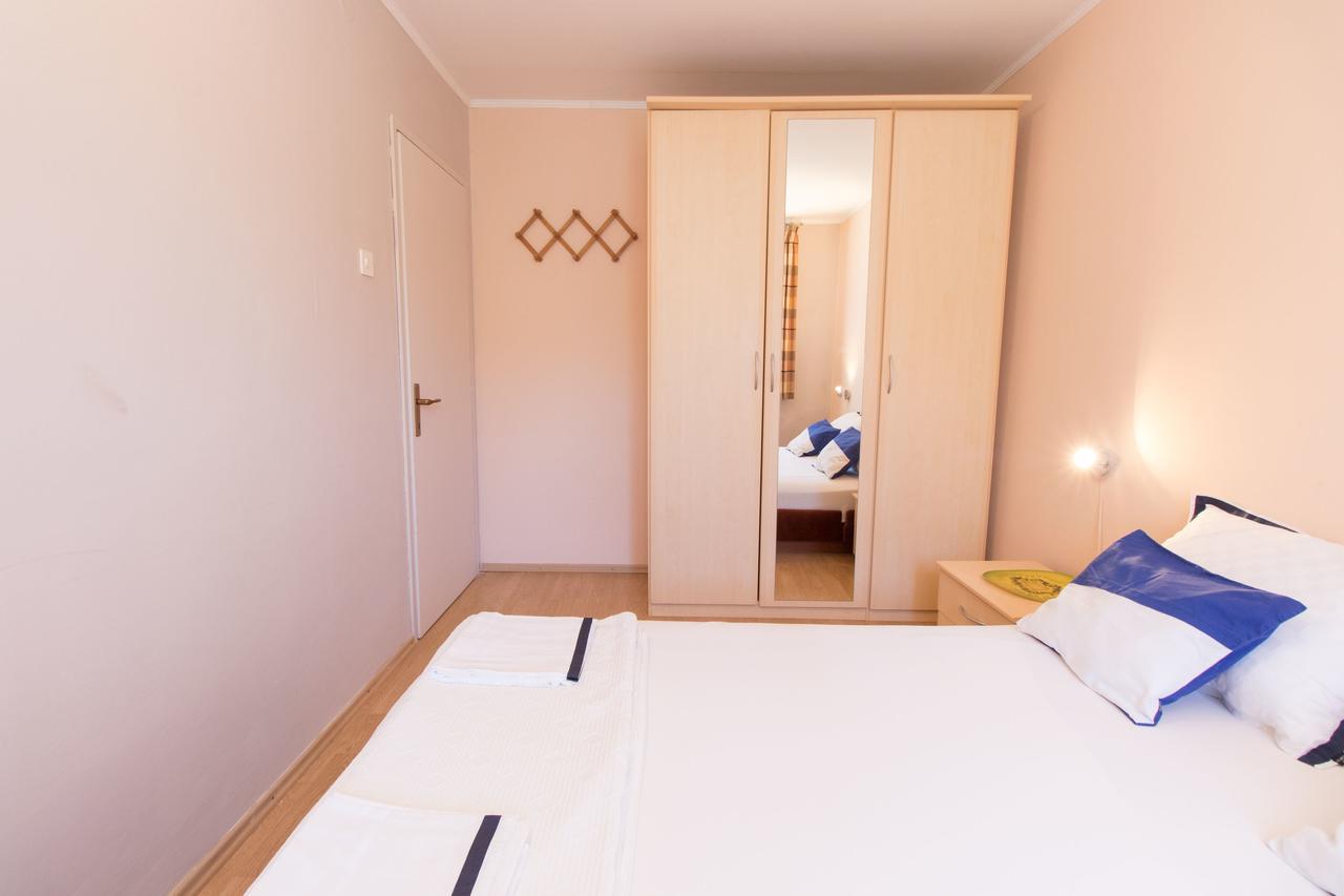 Apartment Paulina Cres Exterior photo